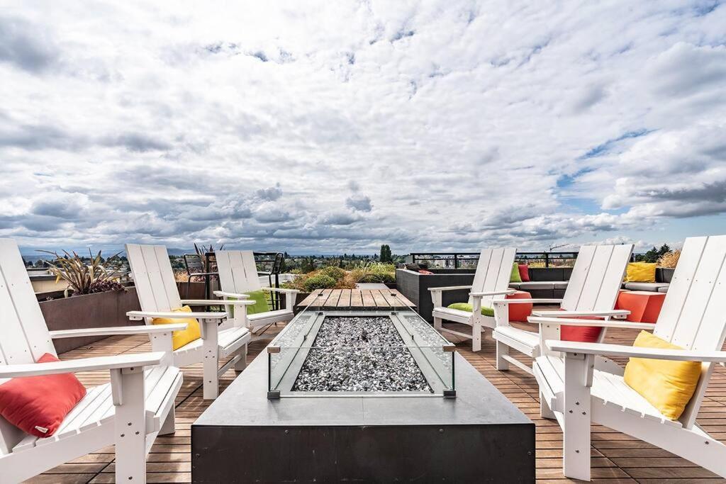 One Bedroom Luxury Apartment Seattle Buitenkant foto